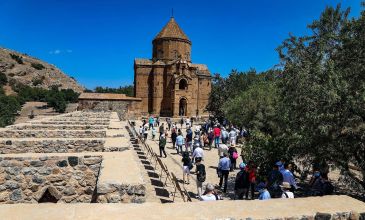 Günübirlik Van Gölü ve Akdamar Adası Masalı Turu