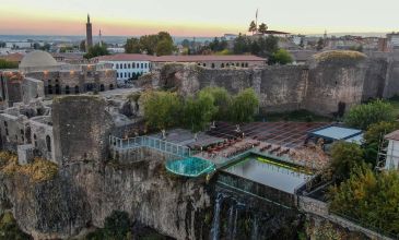 Günübirlik Surların Çevrelediği Tarihi Şehir Diyarbakır Turu