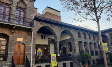 Günübirlik Surların Çevrelediği Tarihi Şehir Diyarbakır Turu