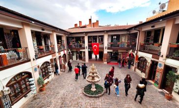 Bursa Cumalıkızık Eskişehir Odunpazarı Masal Şatosu Turu (1 Gece Otel Konaklamalı)